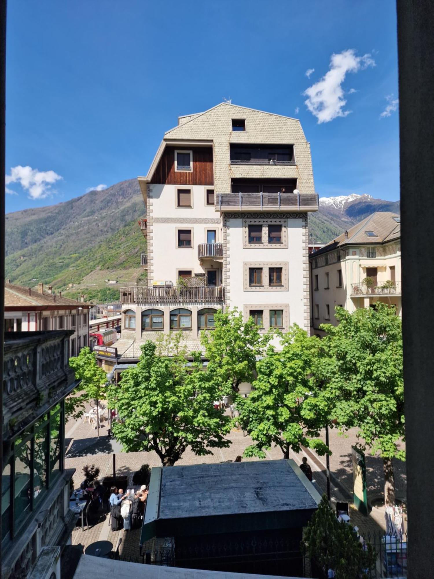 Bernina Station Center Apartment - Tirano Exterior foto